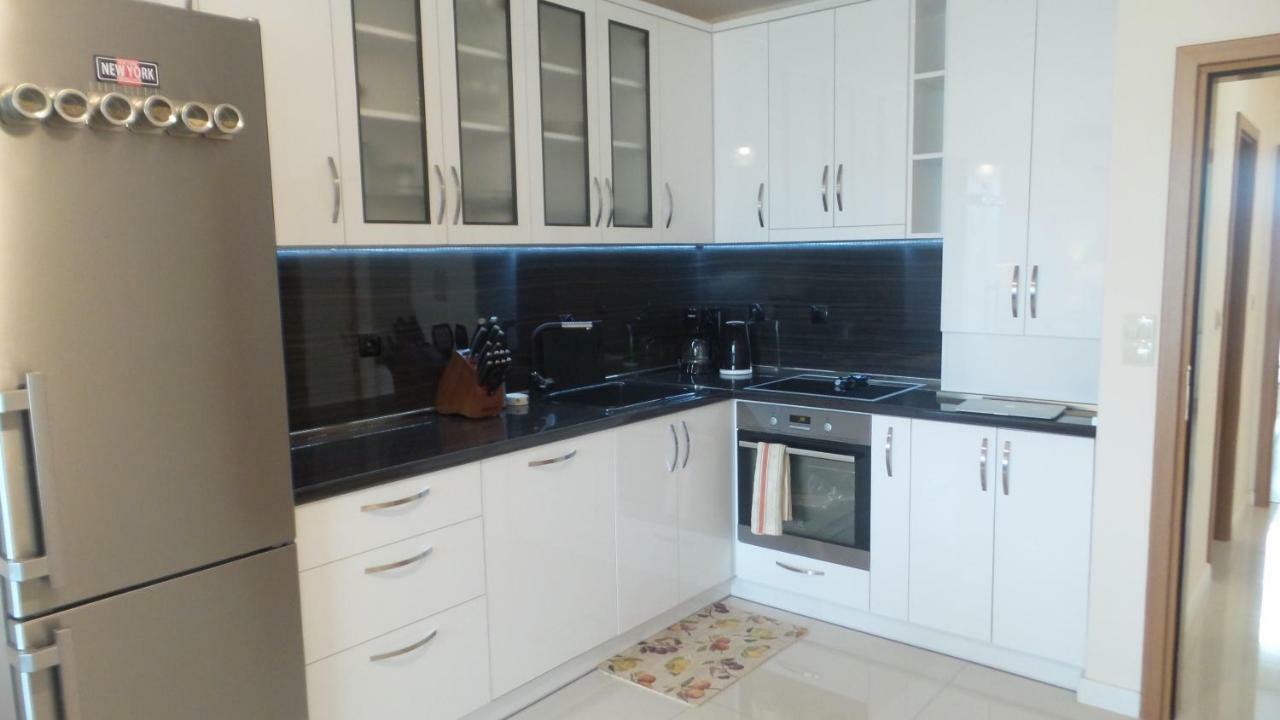 Astoria Apartment Veliko Tárnovo Exterior foto